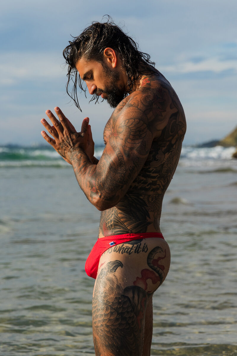 `Coral Coast Red Spot 005 Thong 03